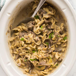 Crock Pot Beef And Noodles