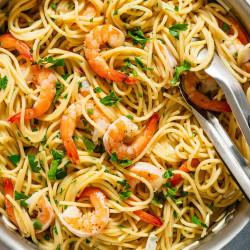 My One-pan Garlic Butter Shrimp Pasta Makes Everyone Happy