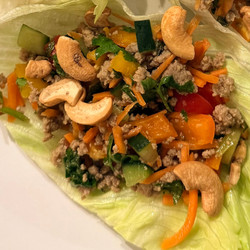 Spicy Turkey Lettuce Wraps
