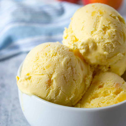 Old Fashioned Peach Ice Cream