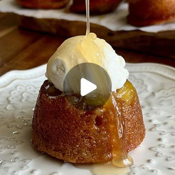 Mini Warm Butter Sourdough Apple Cakes