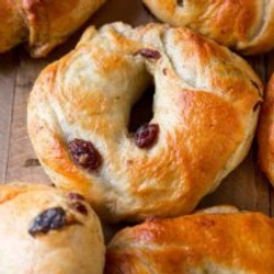 Cinnamon Raisin Bagels