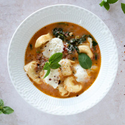 One Pot Tortellini Suppe