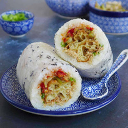 Fan Tuan (stuffed Sticky Rice Roll, 饭团)*