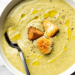 Simple Cream Of Broccoli Soup