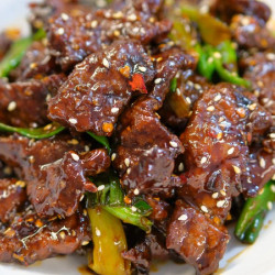 Mongolian Beef With Lao Gan Ma 老干妈蒙古牛肉