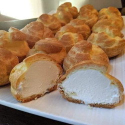 Mom's Famous Cream Puffs