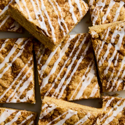 Cinnamon Roll Blondies
