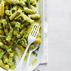 Spinach &amp; Avocado Green Goddess Pasta