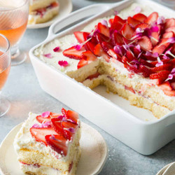 Strawberry Tiramisu
