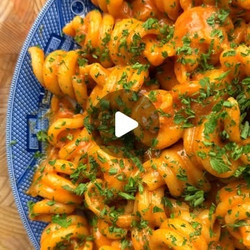 Spicy Dairy-free Vodka Pasta