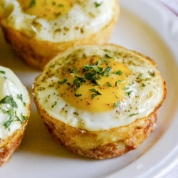 Easy Egg &amp; Potato Breakfast Muffins