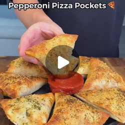 Low Calorie Protein Pepperoni Pizza Pockets