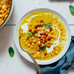 1-pot Curried Chickpea Soup