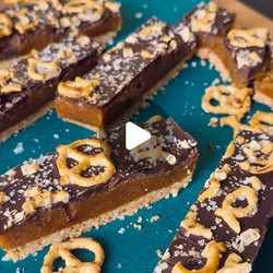 Chocolate-covered Peanut Butter Pretzel Bars