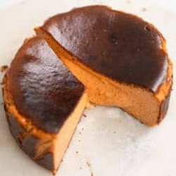 Thai Tea Basque Cheesecake