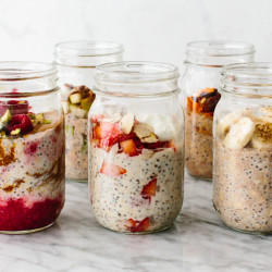 Easy Overnight Oats (6 Amazing Flavors)