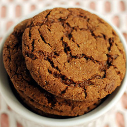 Big Soft Ginger Cookies