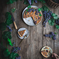 Roasted Grape And Almond Tart