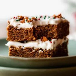 Gingerbread Cookie Bars