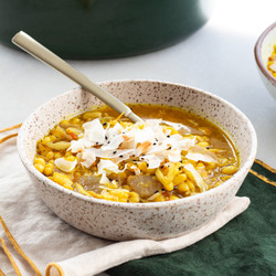 Turmeric &amp; Ginger White Bean Soup