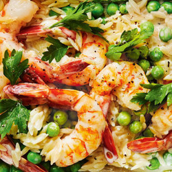 Easy Creamy Garlic Prawn Pasta Bake Recipe