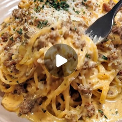 Creamy Beef Alfredo Linguine With Three-cheese Garlic Sauce