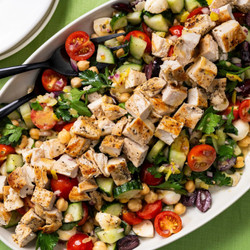 Mediterranean Dinner Salad With Chicken