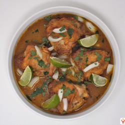 Pollo En Leche De Coco