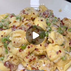 One-pan Creamy Tortellini With Pancetta &amp; Peas