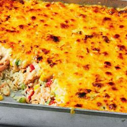 10-minute Cheesy Salmon Rice Bake Recipe