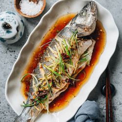Chinese Steamed Fish (清蒸鱼)