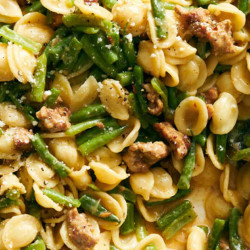 Pasta With Green Bean Ragu