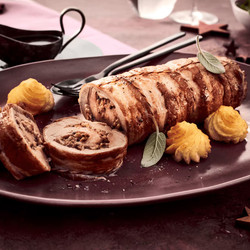 Schweinerollbraten Mit Nussfüllung