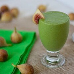 Figgy Green Monster Smoothie (tastes Like Cake Batter!)