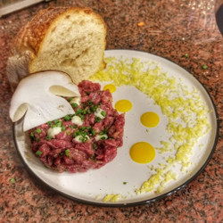 Juniper Smoked Beef Tartare