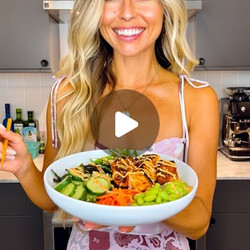 Spicy Salmon Sushi Bowls