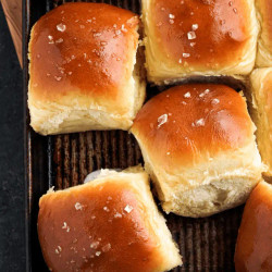 Buttery Dinner Rolls