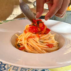 Spaghetti Al Pomodoro