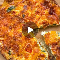 Crispy Smashed Potatoes With Vegetables And Egg