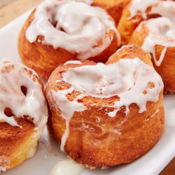 Air Fryer Cinnamon Rolls