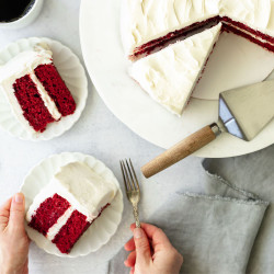 Classic Red Velvet Cake With Cream Cheese Frosting
