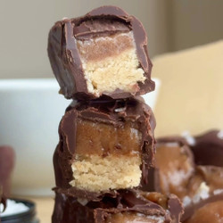 Healthy Dark Chocolate Twix Bars