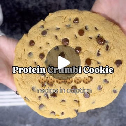 Protein Crumbl Cookie