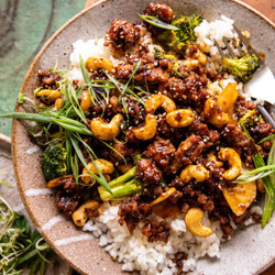 20 Minute Garlic Butter Cashew Chicken