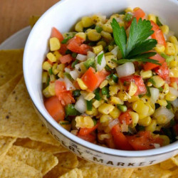 Quick &amp; Easy Roasted Corn Salsa (using Frozen Corn)