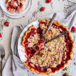 Deep Dish Strawberry Crumble Pie