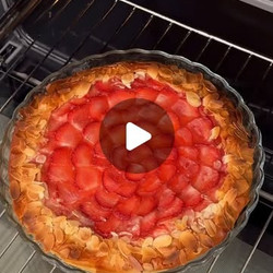 Strawberry Phyllo Pie