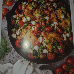 Caprese Chicken Skillet