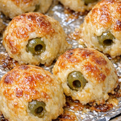 Low Carb 3-ingredient Cheese Olive Bombs
